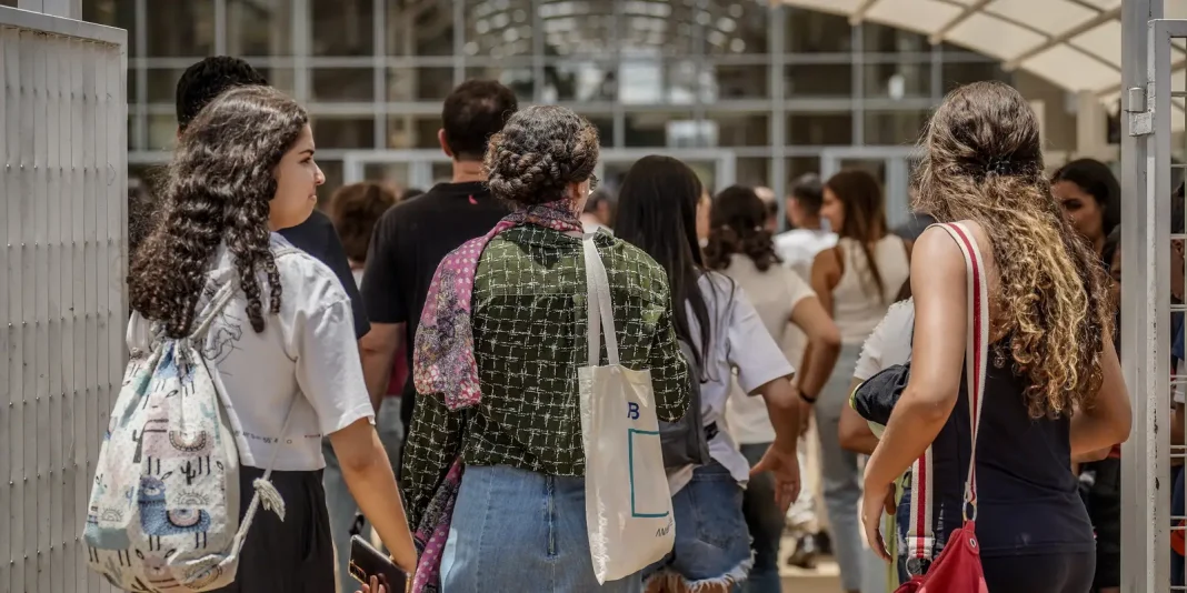 Descubra quais documentos são válidos para a participação no Enem em novembro.