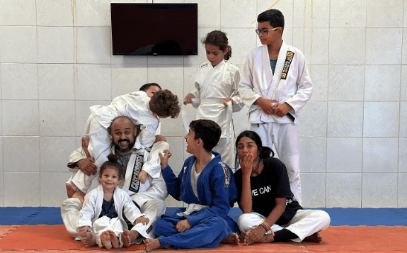 Entenda como o Jiu-Jitsu pode ser usado como um instrumento de inclusão social