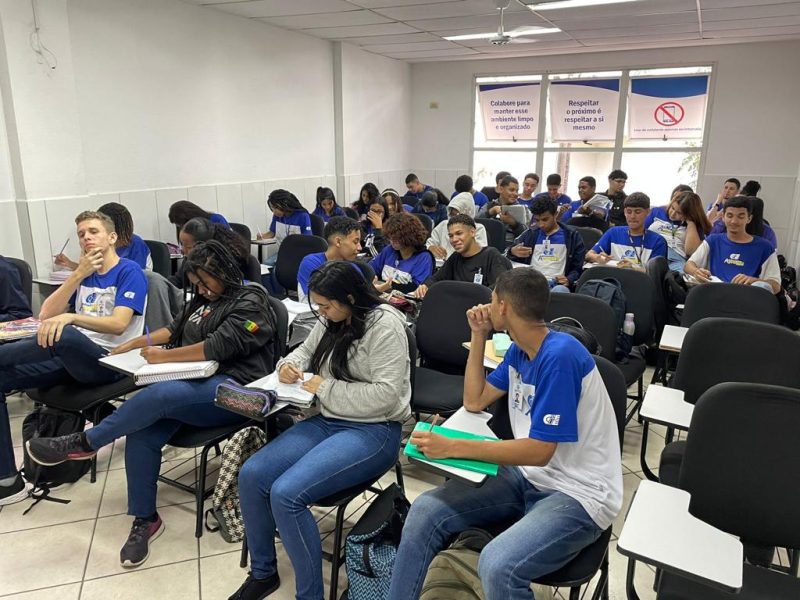 CIEE-ES oferece 193 vagas de estágio em aberto