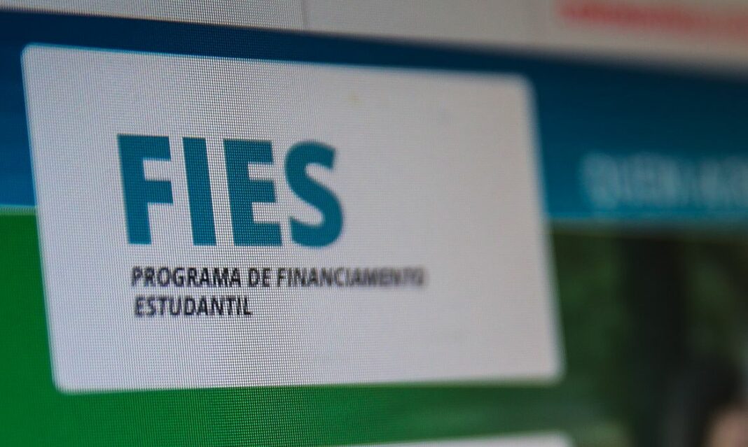 Refinanciamento de dívidas do Fies a partir de hoje com descontos de até 92%