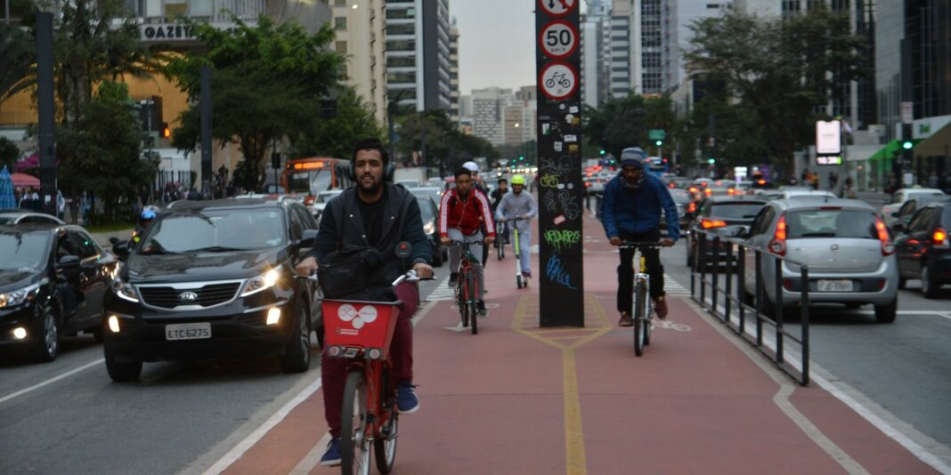 ECOAGBR- Febraban: 72% da população acredita que país está melhor ou igual a 2023