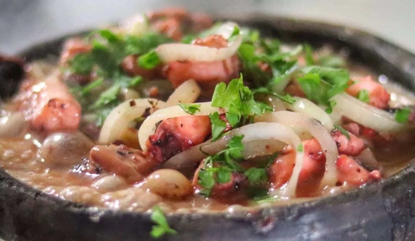 Prato de polvo na manteiga