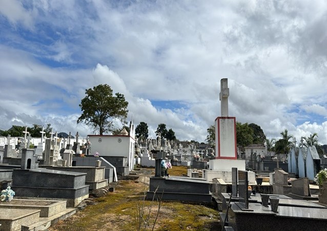 Cemitério referido na lenda da Serpente